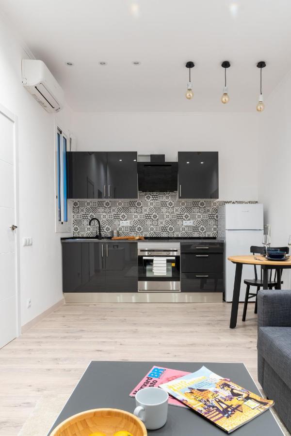 Cozy Studio Apartment 5 Min From Camp Nou Barcelona Exterior foto