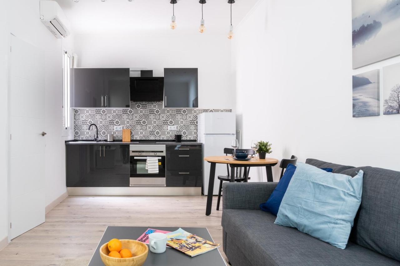 Cozy Studio Apartment 5 Min From Camp Nou Barcelona Exterior foto