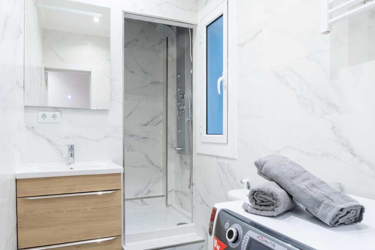 Cozy Studio Apartment 5 Min From Camp Nou Barcelona Exterior foto